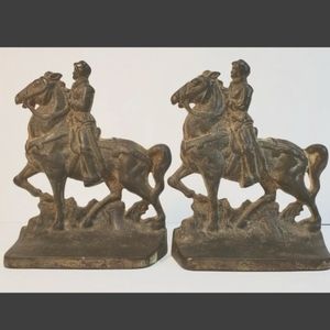 Antique Depression Era 1930 CREATION Co. KNIGHTS in ARMOR on HORSEBACK Bookends